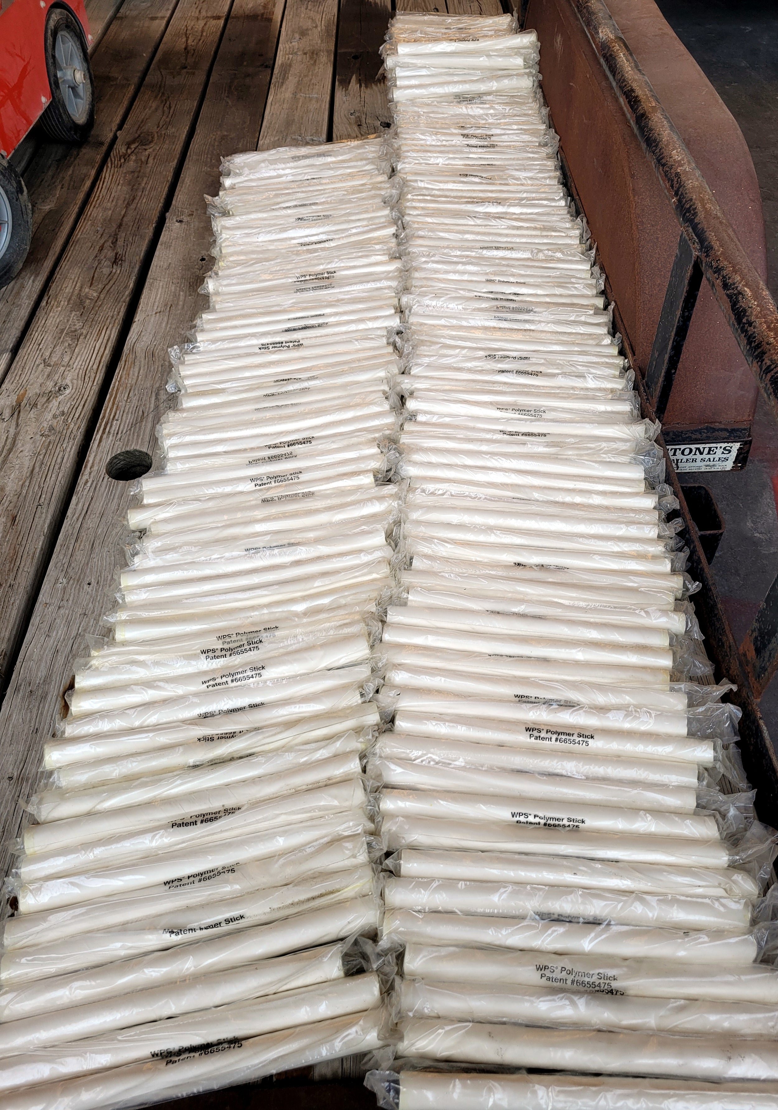 WPS Polymer Sticks for Oil Well Drilling (Lot of 152 sticks)